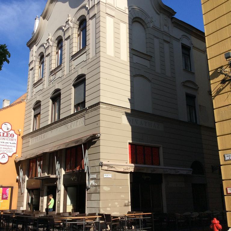 Szundi Szobák Pécs Exterior foto